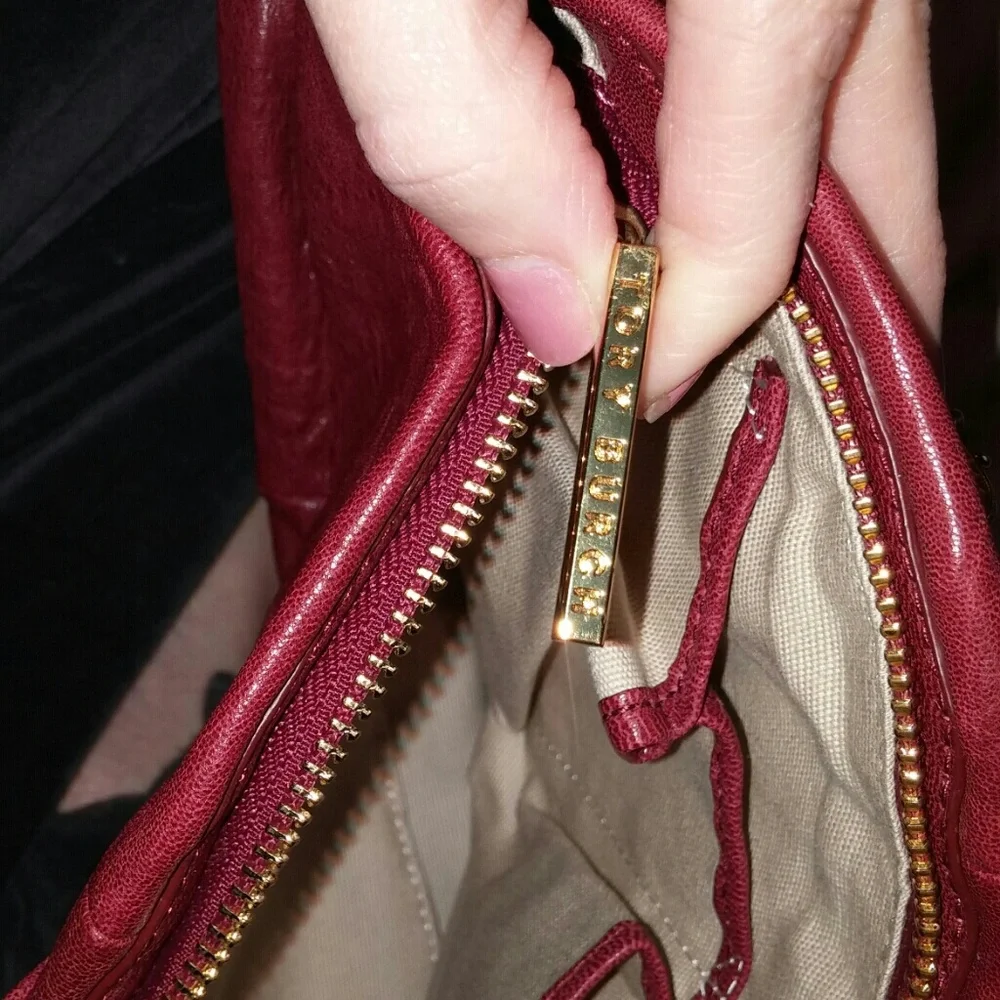Tory Burch Red Leather Steffi Clutch Gold Logo Glam Statement Cherry Red